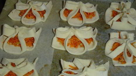 слойки с тыквенно-ореховой начинкой