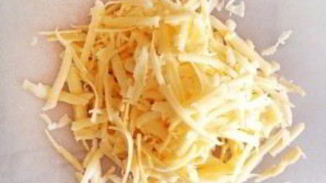 слойки с яйцом, ветчиной и сыром