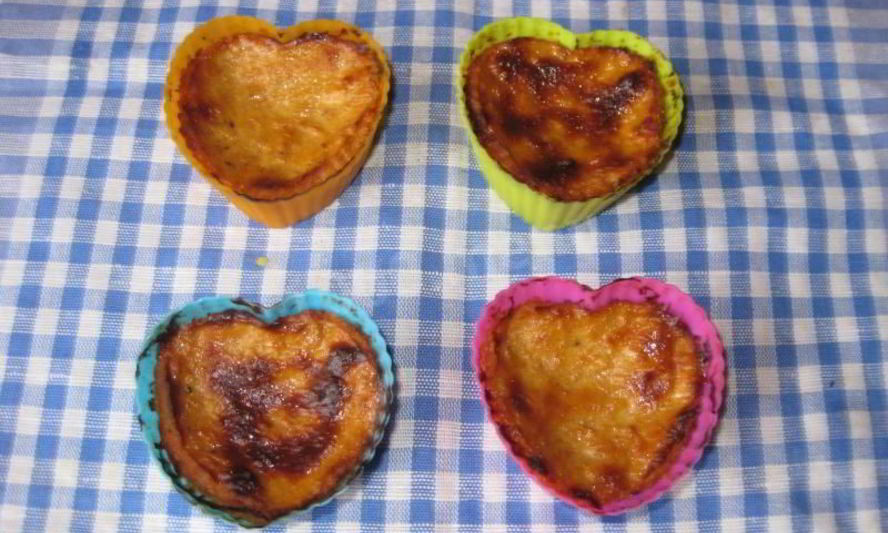 Рецепт диетические сырники с йогуртово-лимонным соусом