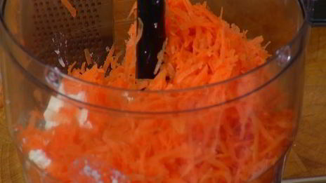 морковно-миндальный творожник