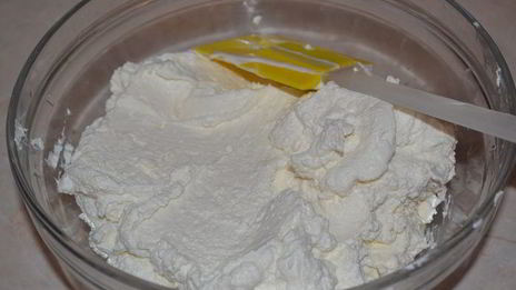 сырник с персиками