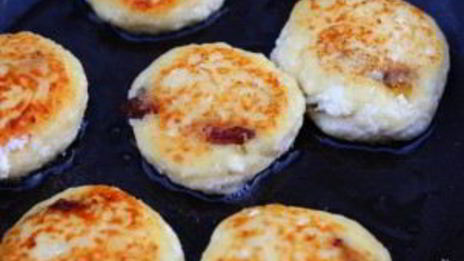 сырники из творога с изюмом