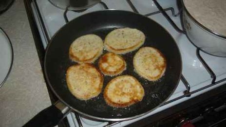 сырники с колбасой