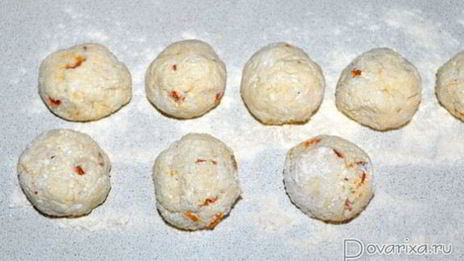 сырники с курагой и орехами