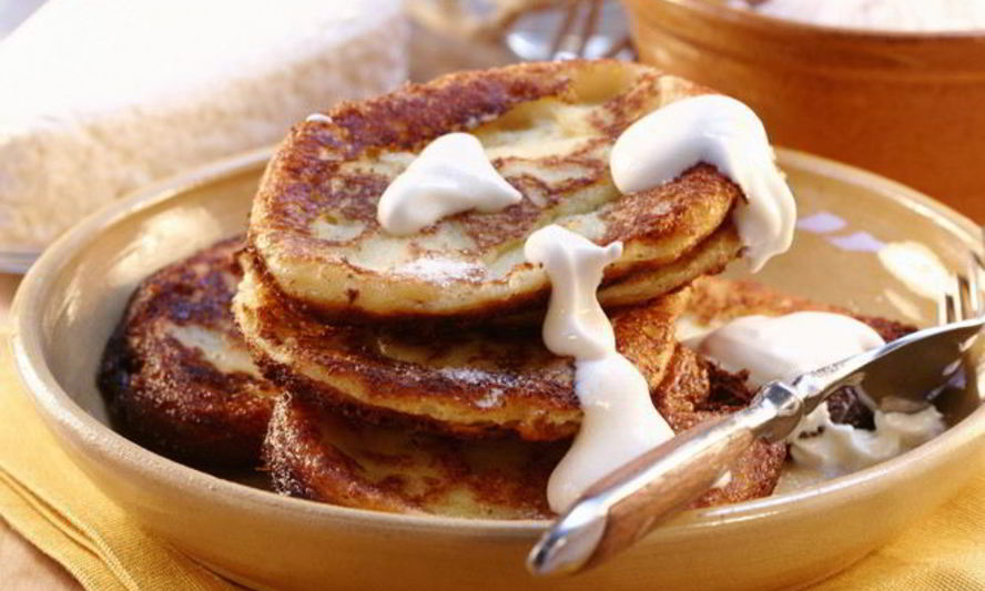 Рецепт сырники с курагой в духовке — вкусное и полезное блюдо