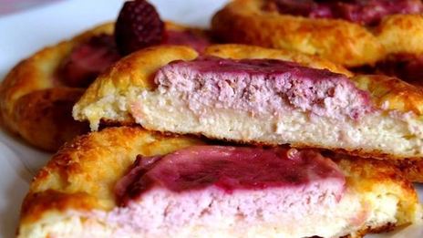 сырники в духовке с ягодной начинкой