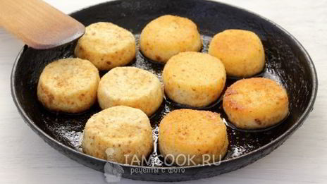 сырники в сухарях