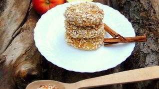 Яблочные сырники в овсяной панировке без муки