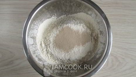 дрожжевое тесто для пиццы на молоке