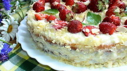 Торты с клубникой