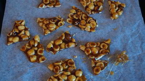 хрустящий бананово-ореховый торт