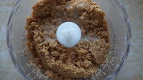 хрустящий бананово-ореховый торт