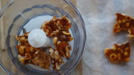 хрустящий бананово-ореховый торт