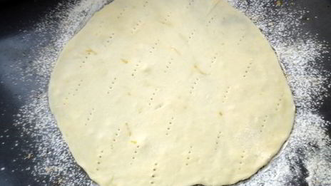 слоеный торт с яблоками и ванильным кремом