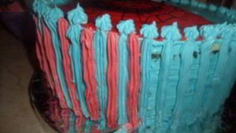 торт бисквитный человек-паук