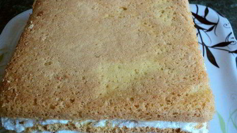 торт фруктовый