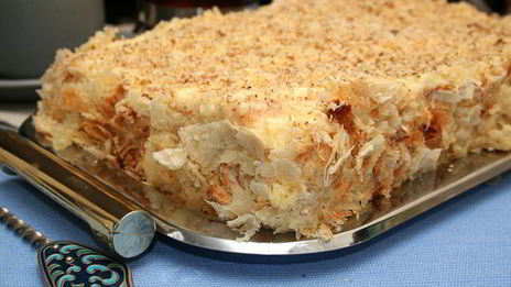 торт наполеон из слоеного теста