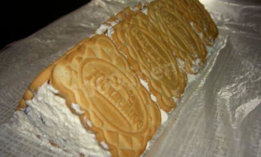 Рецепт торт творожный домик из печенья и творога без выпечки