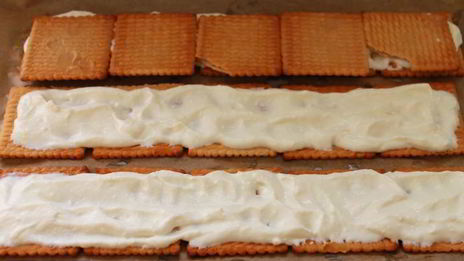 торт творожный домик из печенья и творога без выпечки