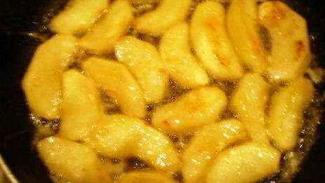 яблочный торт с карамельным баварским муссом