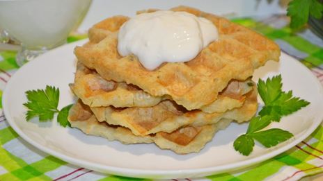картофельные вафли в вафельнице