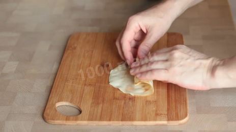 хрустящие сахарные вафли на сковороде