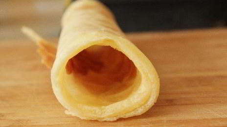 вафельные трубочки с вареным сгущенным молоком