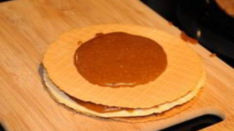 вафли с карамелью