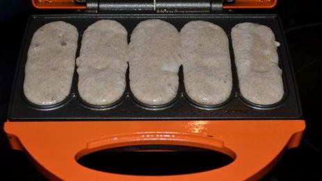 яблочные вафли с корицей