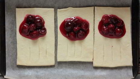 вишневые слойки