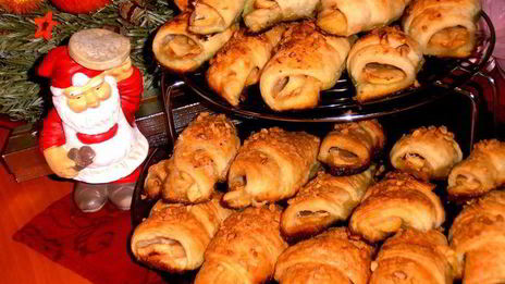 яблочные слойки в лимонадной карамели