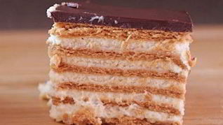 Домашний торт-эклер из печенья