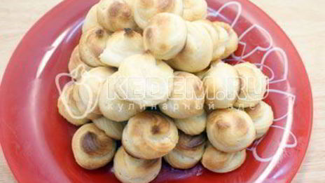 профитроли с кремом поцелуй