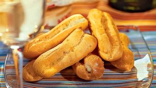 Профитроли с сырным кремом