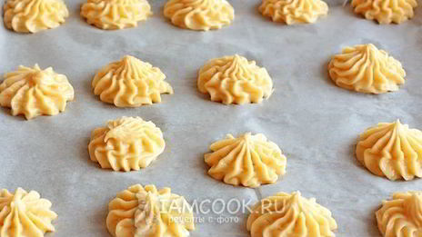 профитроли со шпротами