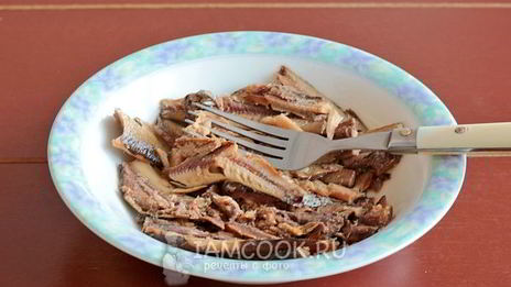 профитроли со шпротами