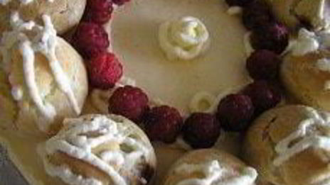 шоколадно-апельсиновый торт с профитролями