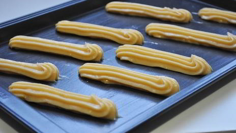 шоколадные эклеры