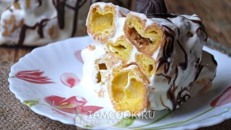 торт из профитролей со сметанным кремом