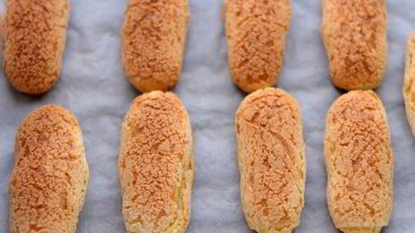 эклеры с хрустящим кракелюром