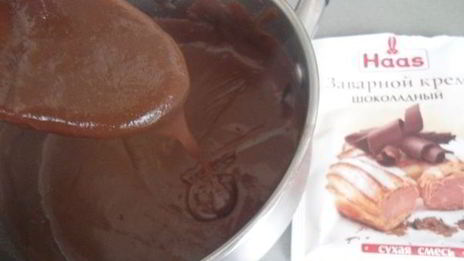 эклеры с шоколадным кремом