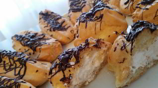 Эклеры с заварным белковым кремом