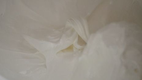 эклеры со сливочно-шоколадным кремом