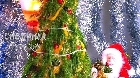 закусочный торт новогодняя елка из профитролей и сливочного крем-мусса с семгой