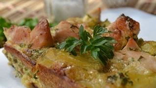 Картофельная запеканка из куриных грудок