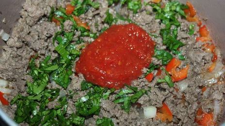 мясная запеканка под сырной шубкой