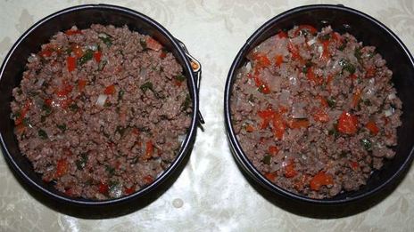 мясная запеканка под сырной шубкой