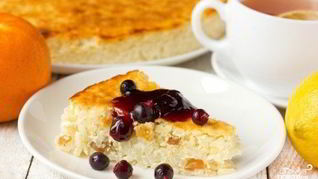 Рисовая запеканка с изюмом