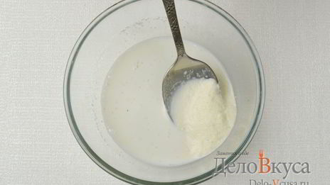 творожная запеканка с манкой и изюмом