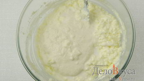 творожная запеканка с манкой и изюмом